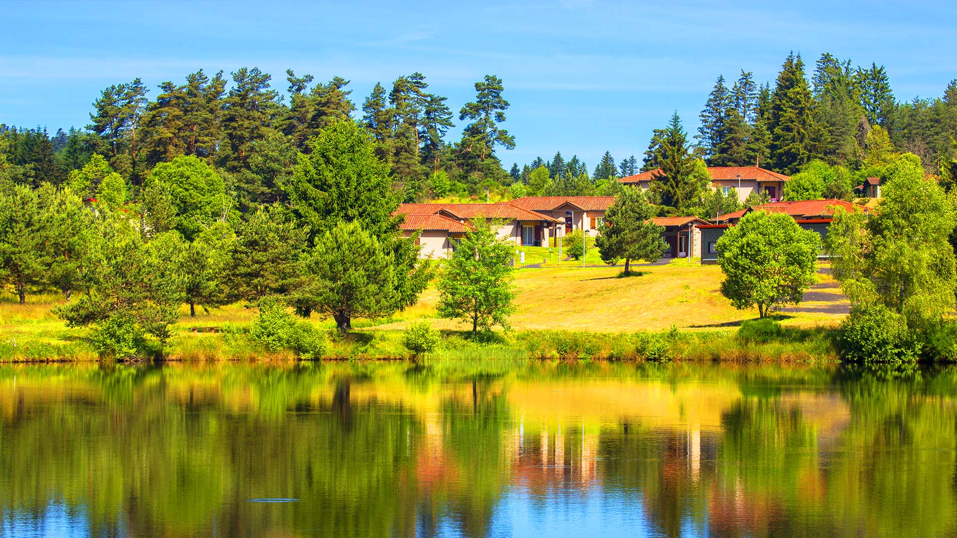 village vacances puy-de-dome azureva fournols auvergne livradois forez